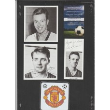 Signed picture of Peter Jones the Manchester United footballer. 